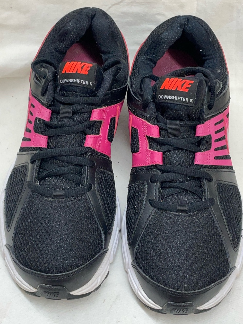 Nike Black and Pink Downshifter 5 Athletic Sneakers ladies sz 9